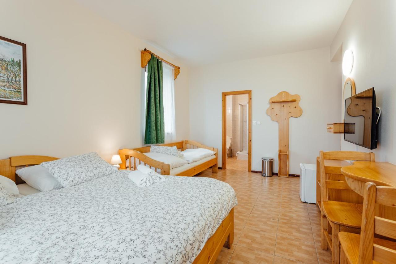 Penzion Topky Banská Štiavnica Exterior foto
